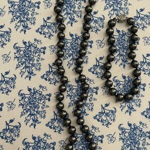 Elegant Black Fashion Pearl Necklace